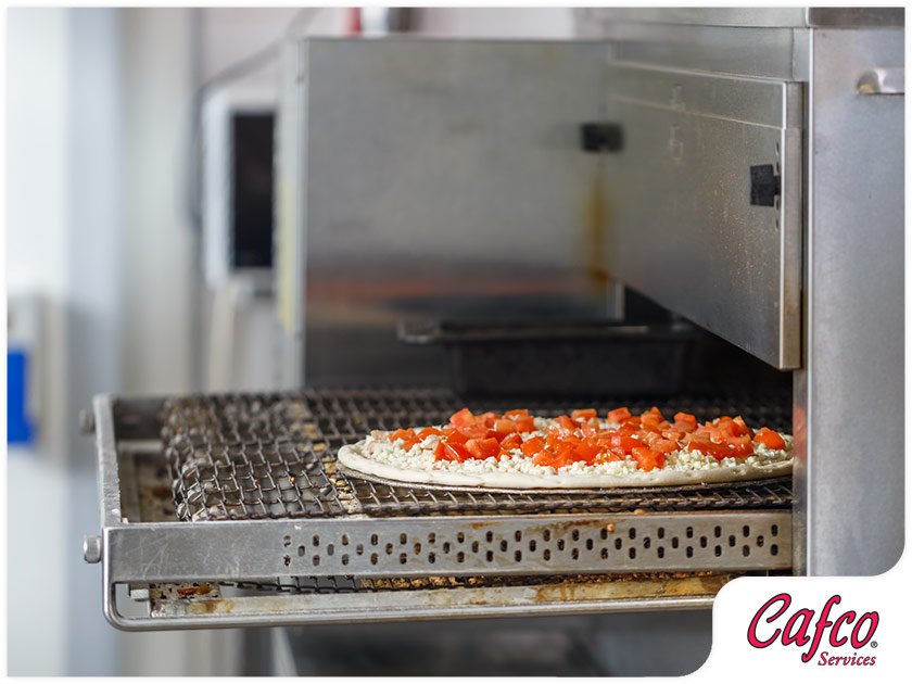 Conveyor Ovens in Commercial Kitchens: Pros & Cons